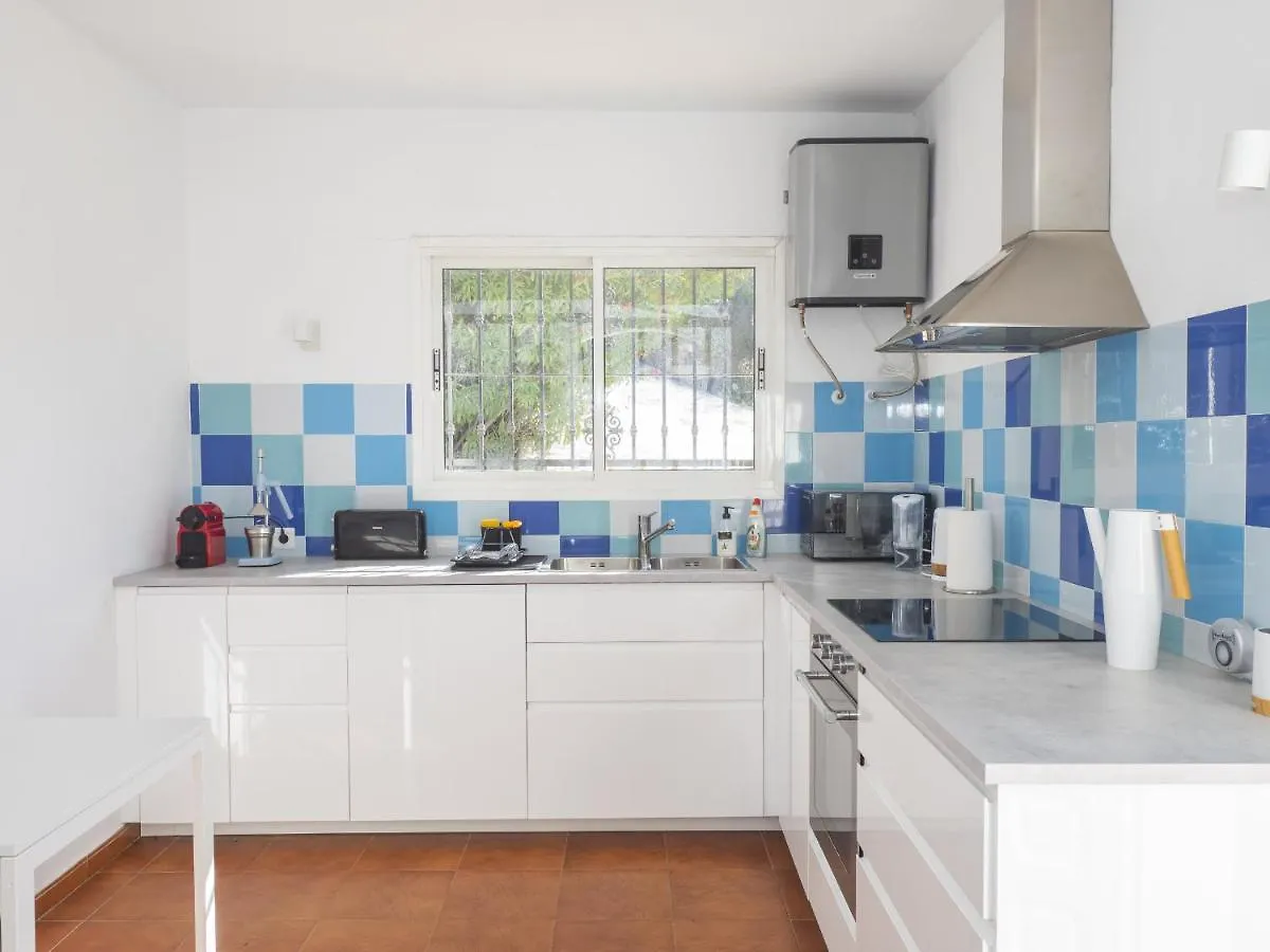 Cubo'S La Maison De Mily Coín